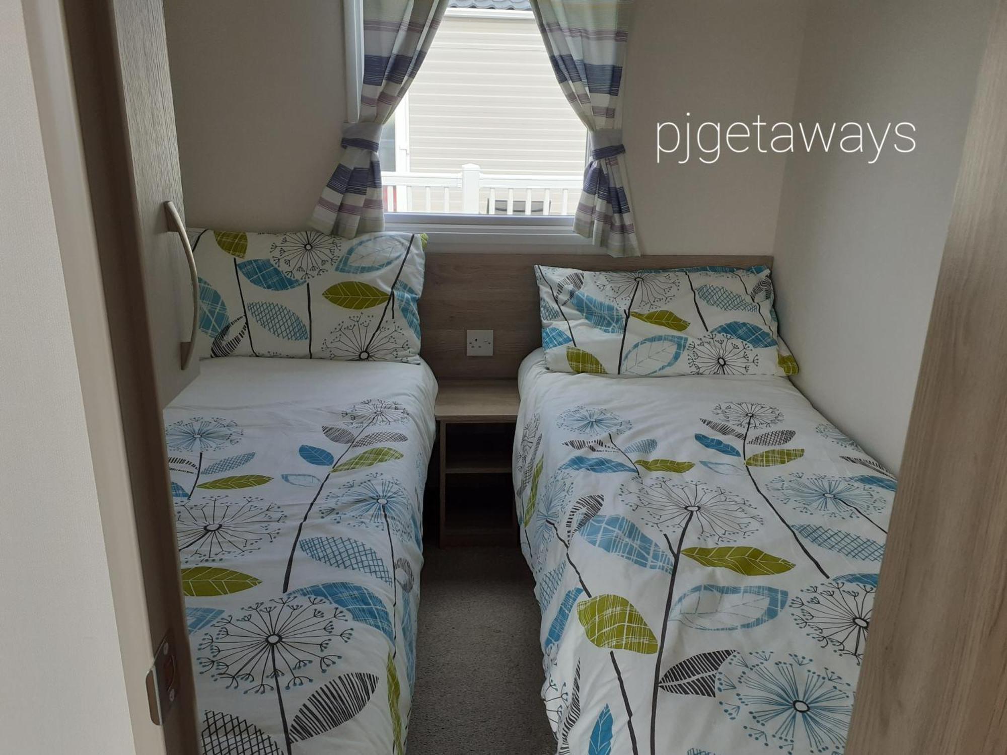 Luxury 2019 8 Berth Caravan With Hot Tub @ Tattershall Lakes Exterior photo